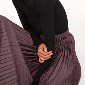H&M Pleated Midi Skirt